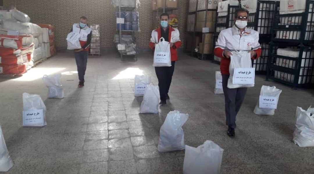 توزیع ‌۷۶۳ سبد معیشتی در قالب طرح عیدانه از سوی هلال احمر آذربایجان غربی 